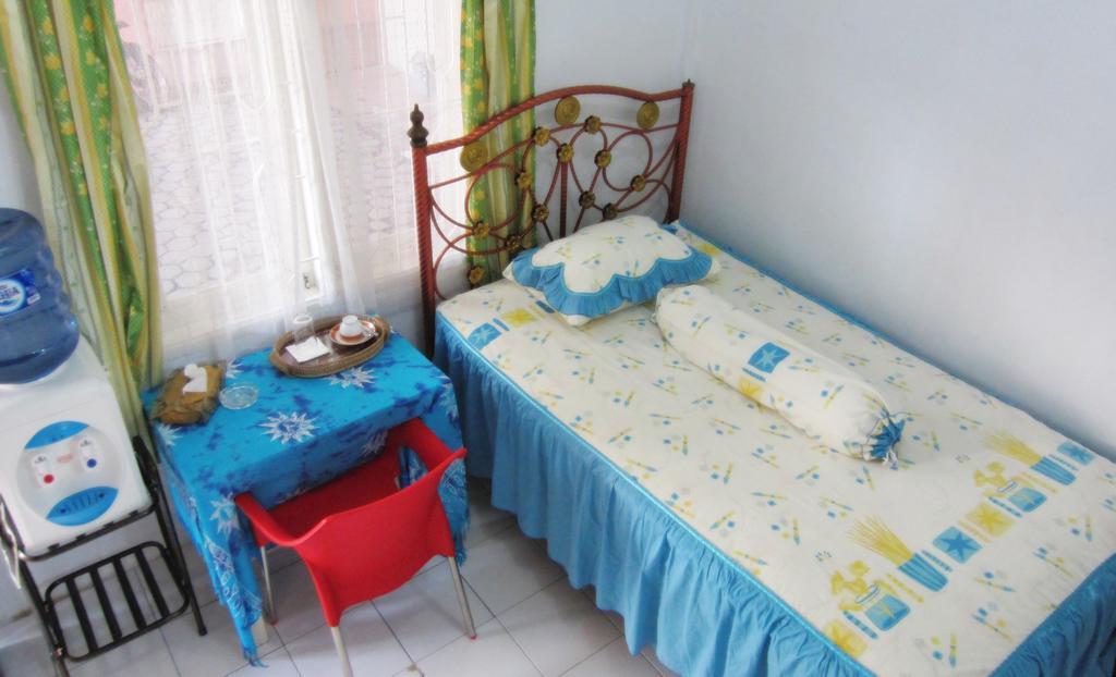 Griya 24 Homestay Medan Exterior photo
