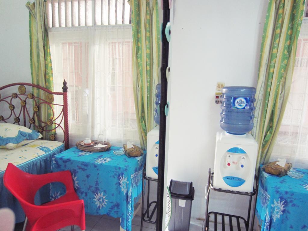 Griya 24 Homestay Medan Exterior photo